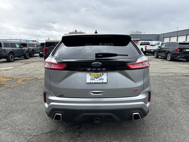 Certified 2024 Ford Edge ST w/ Equipment Group 401A image 3