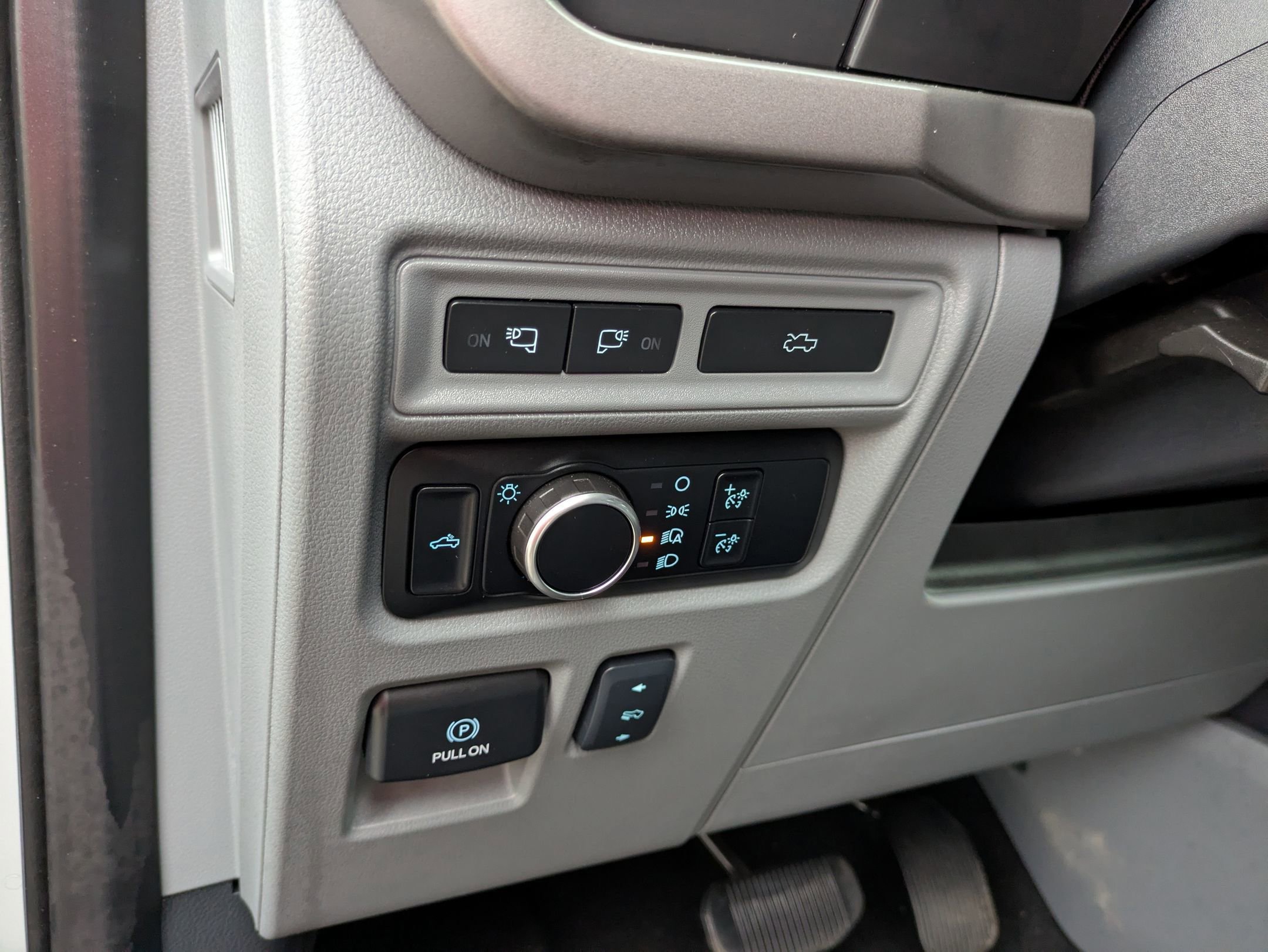 Certified 2024 Ford F150 Lightning XLT image 20