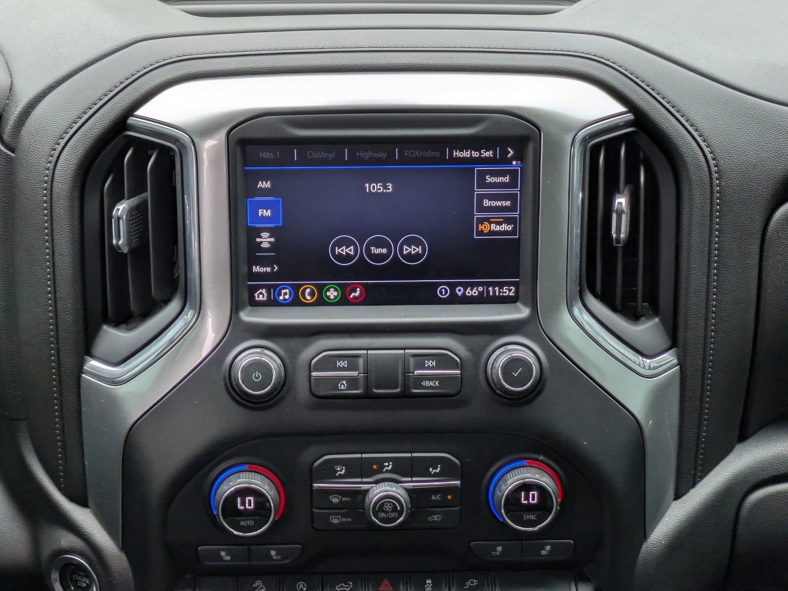 Used 2020 Chevrolet Silverado 1500 LT Trail Boss image 10