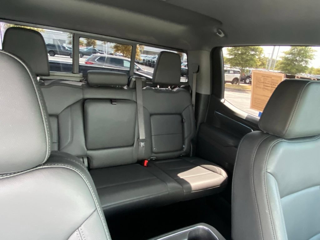 Used 2025 Chevrolet Silverado 1500 LT Trail Boss w/ Convenience Package II AWD/4WD image 27