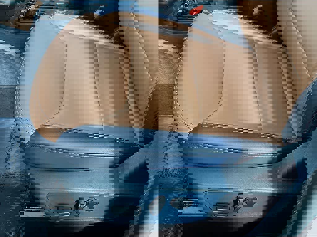 Certified 2024 Ford Maverick Lariat w/ 4K Tow Package image 31