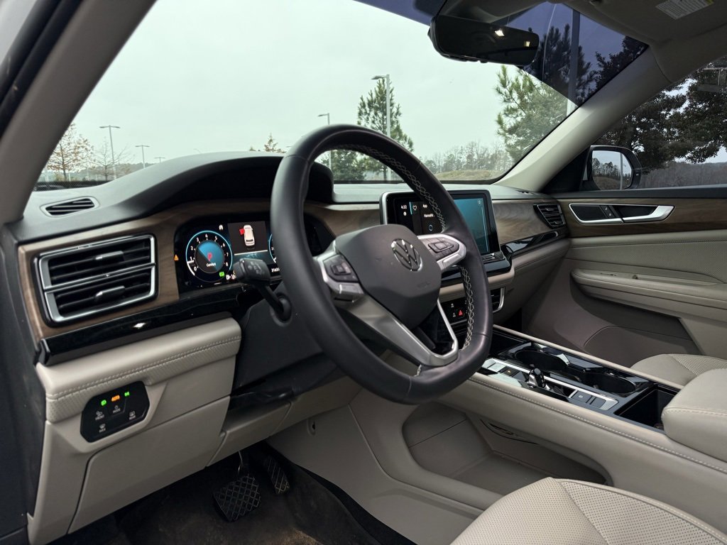 Used 2024 Volkswagen Atlas SE image 10