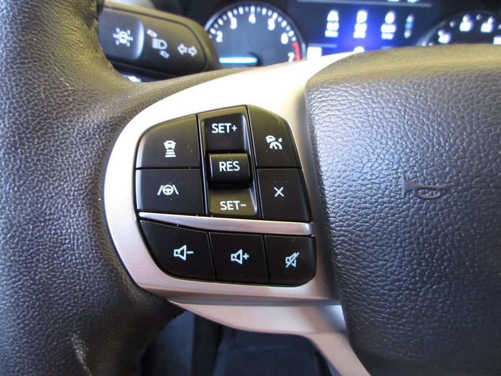 Certified 2023 Ford Explorer Limited w/ Limited Technology Package RWD image 15
