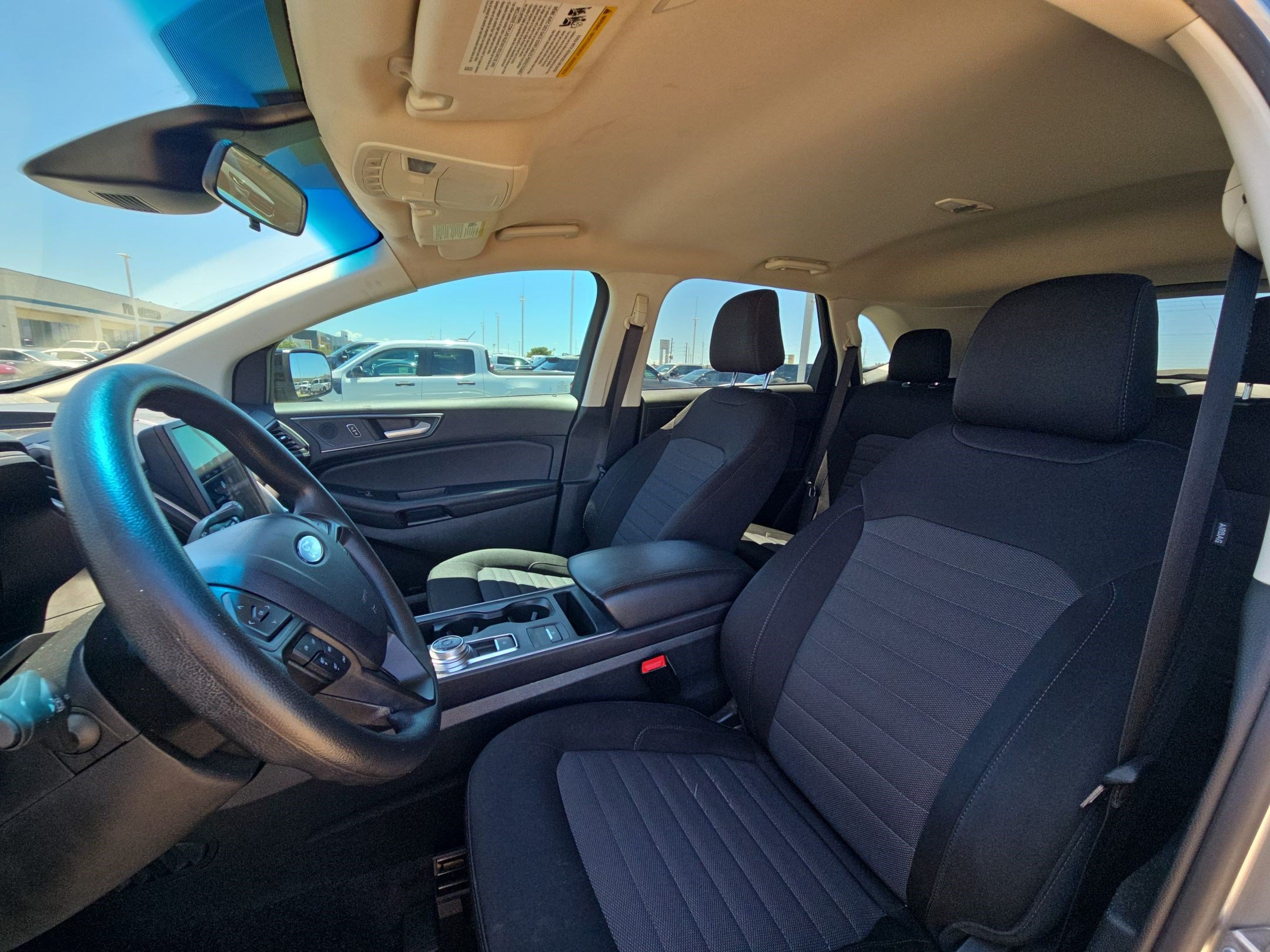 Certified 2024 Ford Edge SE w/ Black Appearance Package AWD/4WD image 17