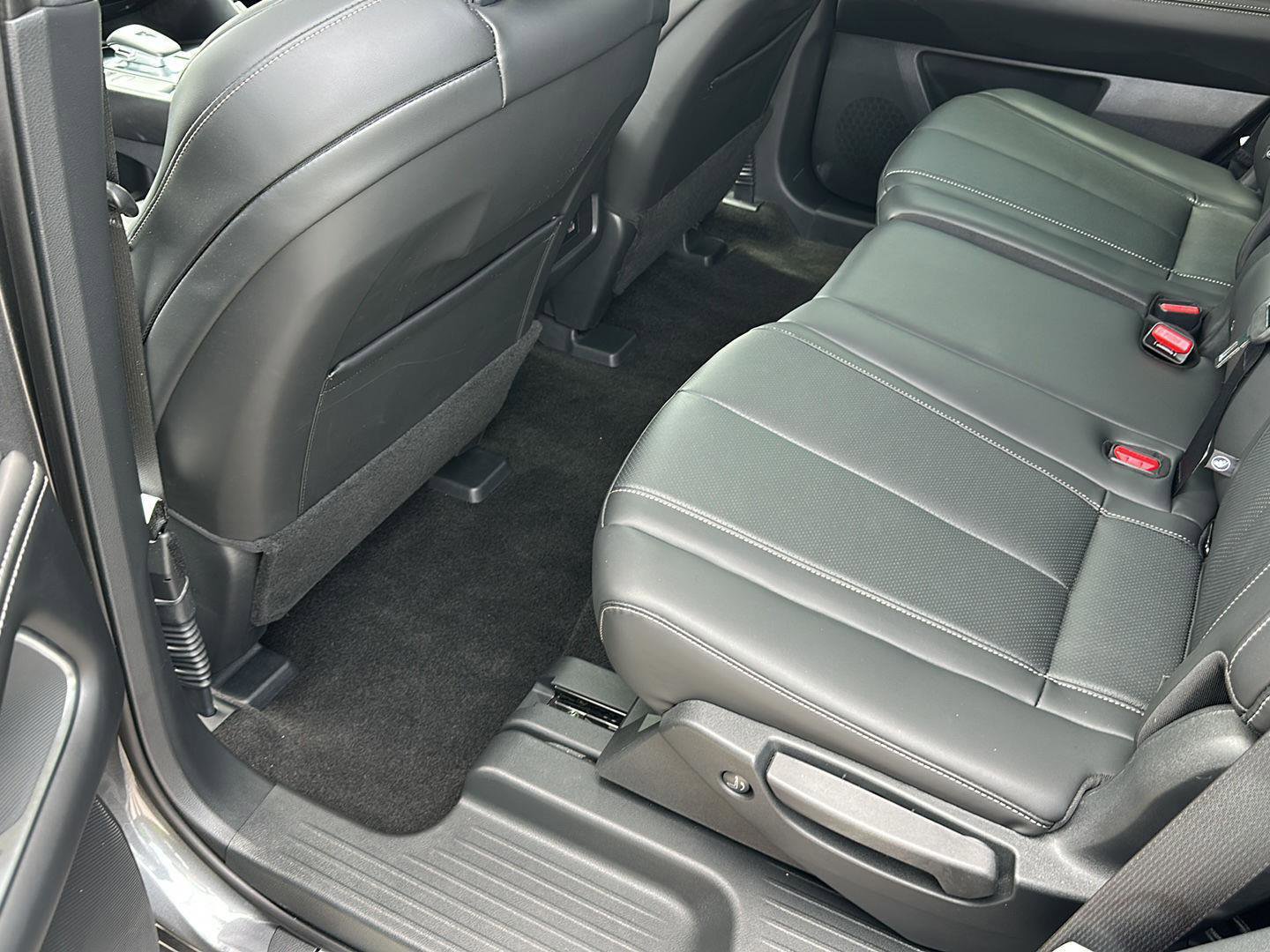 Used 2025 INFINITI QX60 Luxe FWD image 23