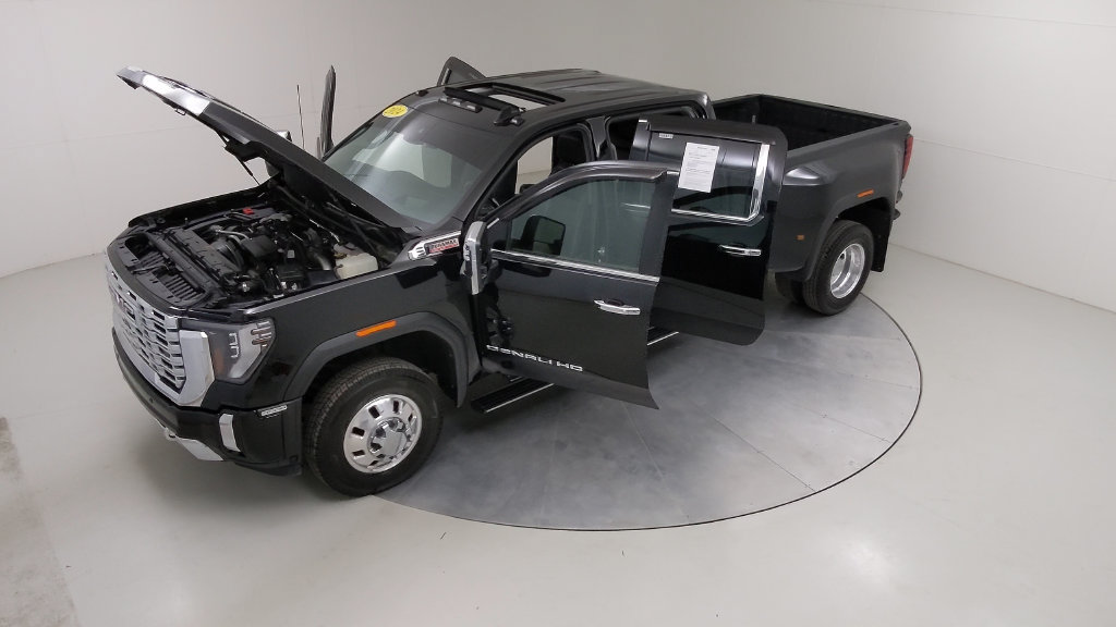 Used 2024 GMC Sierra 3500 Denali w/ Denali Reserve Package AWD/4WD image 58