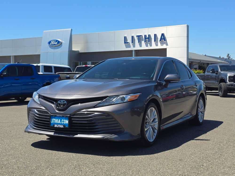 Used 2019 Toyota Camry XLE
