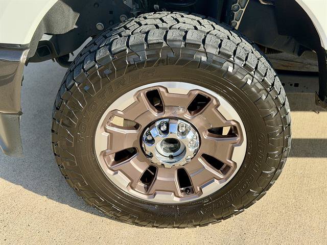 Certified 2025 Ford F250 King Ranch w/ FX4 Off-Road Package AWD/4WD image 3