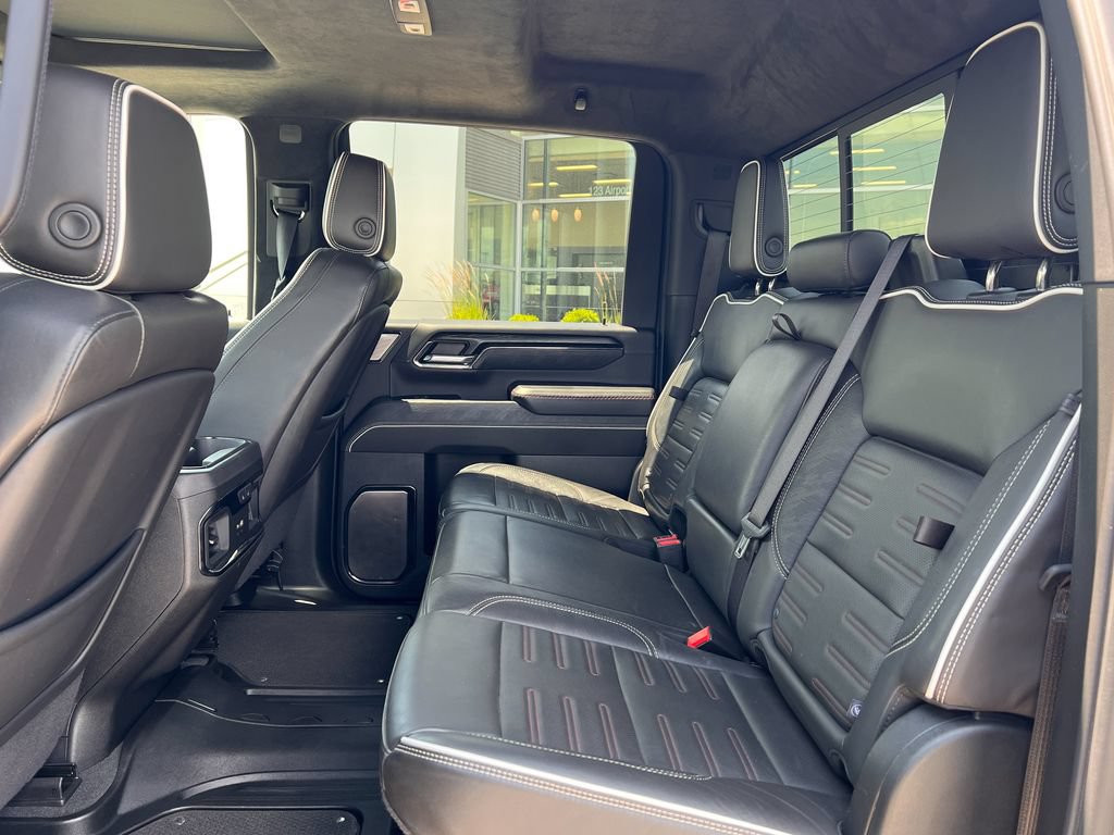 Used 2024 GMC Sierra 2500 AT4X AWD/4WD image 13