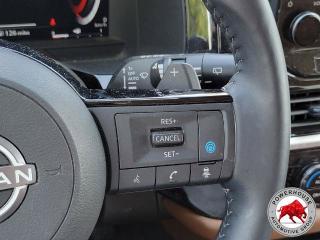 Used 2025 Nissan Pathfinder Platinum w/ Lighting Package (N92) FWD image 33