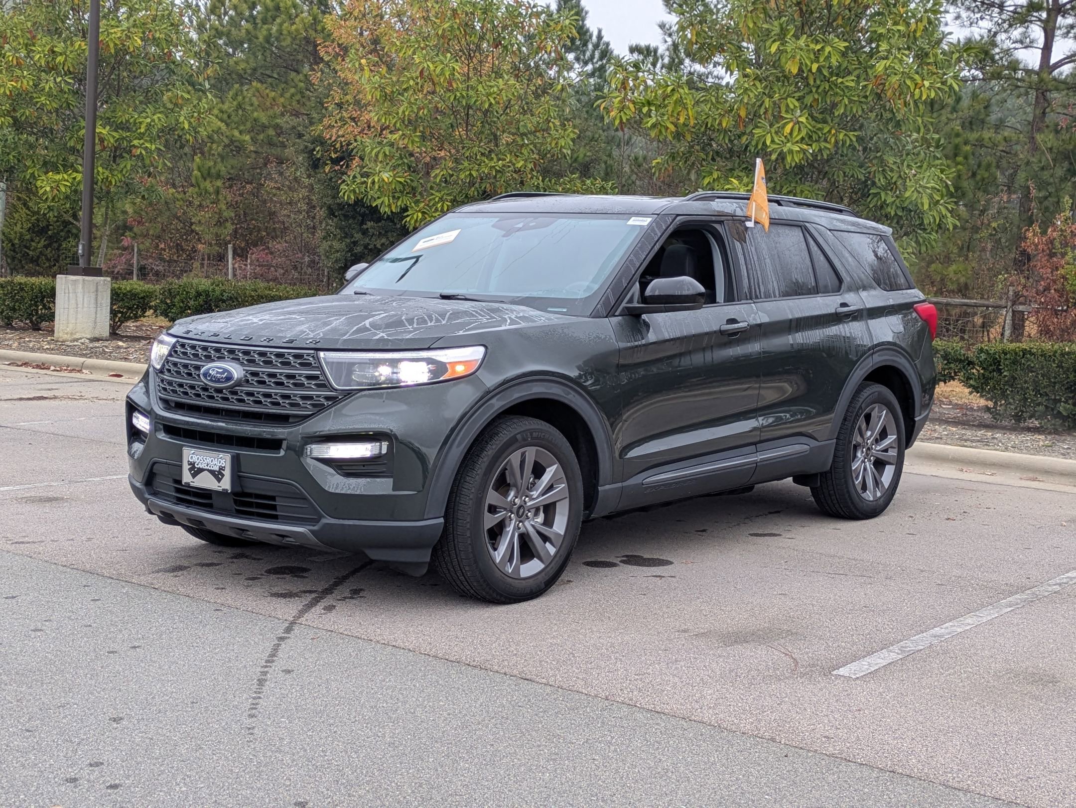 Certified 2022 Ford Explorer XLT w/ Equipment Group 202A image 8