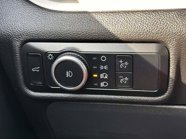 Certified 2023 Ford Explorer XLT w/ Equipment Group 202A AWD/4WD image 18