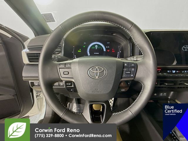 Used 2025 Toyota Camry SE w/ Multimedia Upgrade Package FWD image 15
