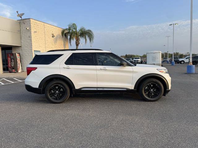 Certified 2022 Ford Explorer XLT image 6