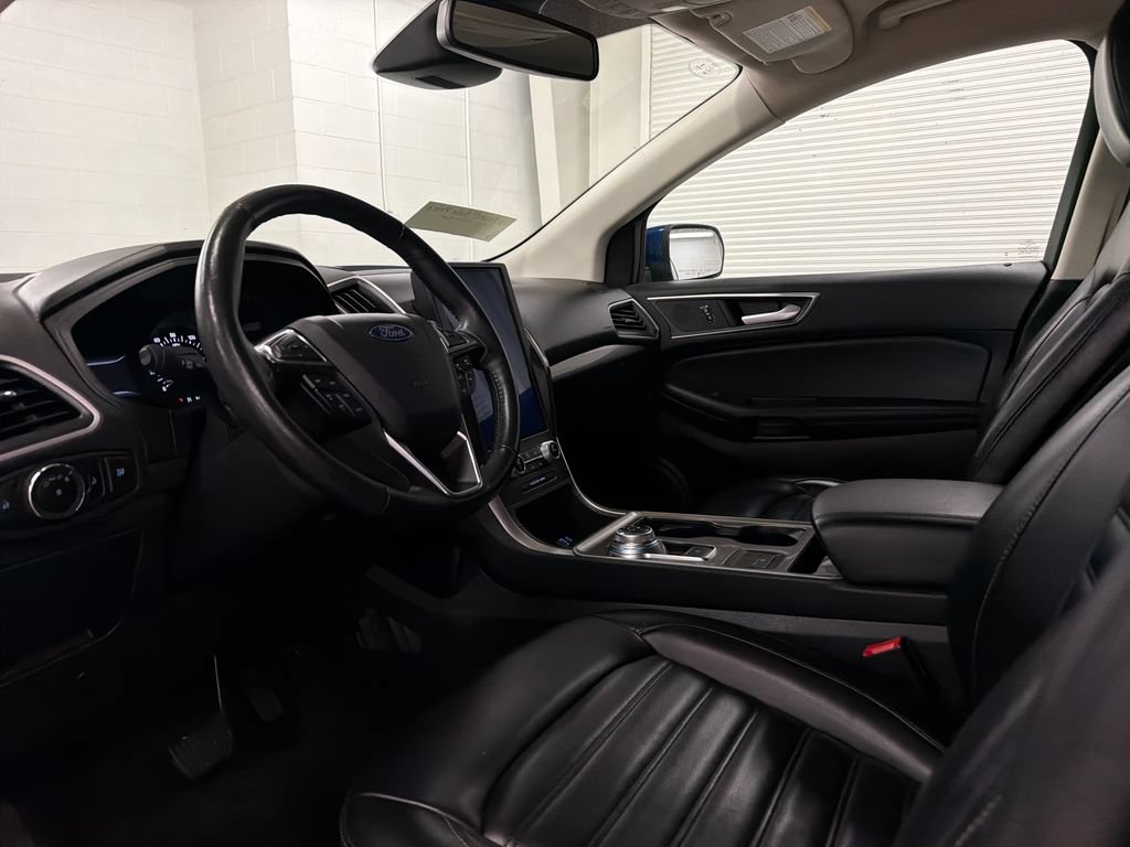 Certified 2024 Ford Edge SEL AWD/4WD image 6