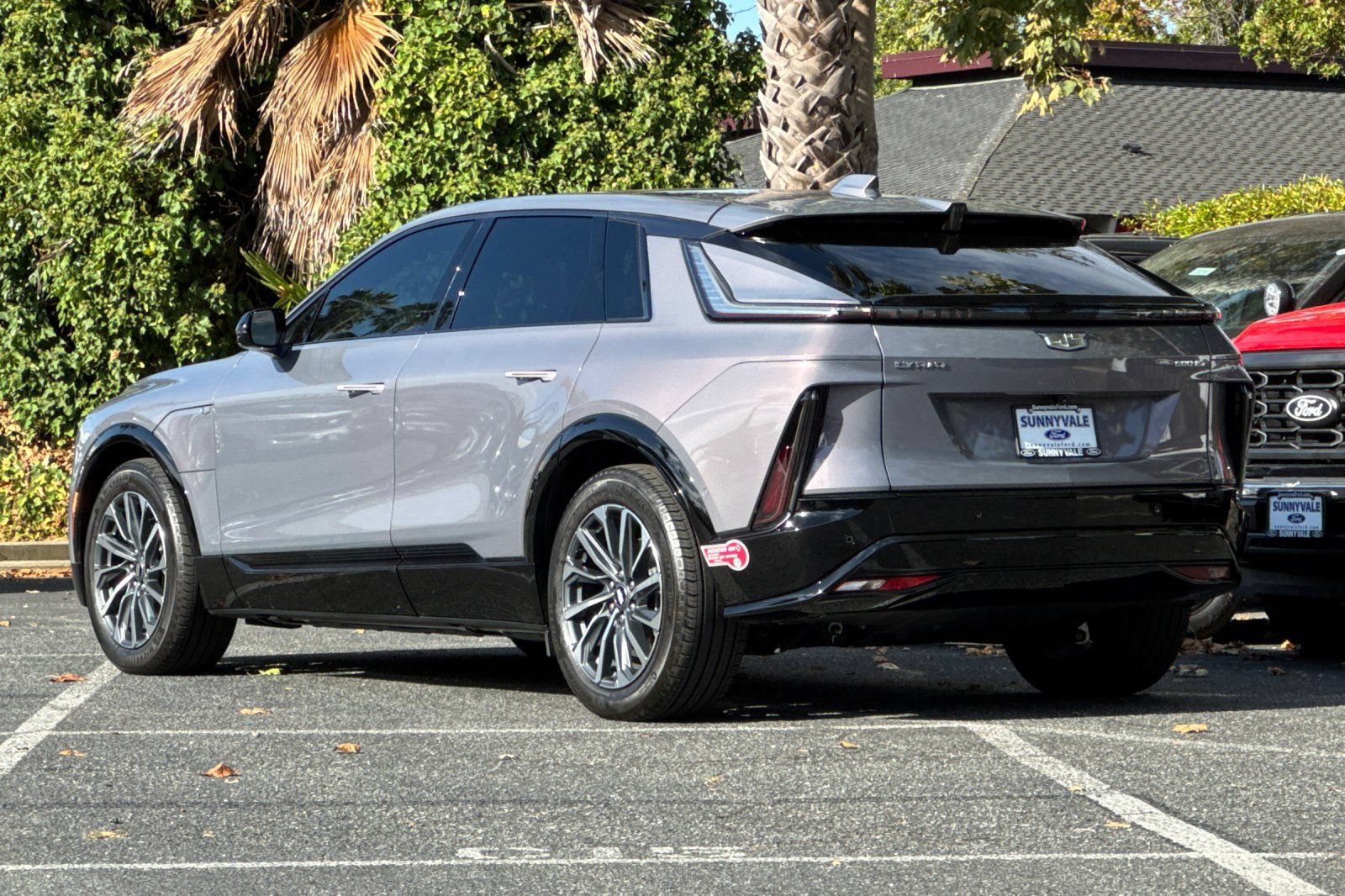 Used 2024 Cadillac Lyriq Sport AWD/4WD image 6