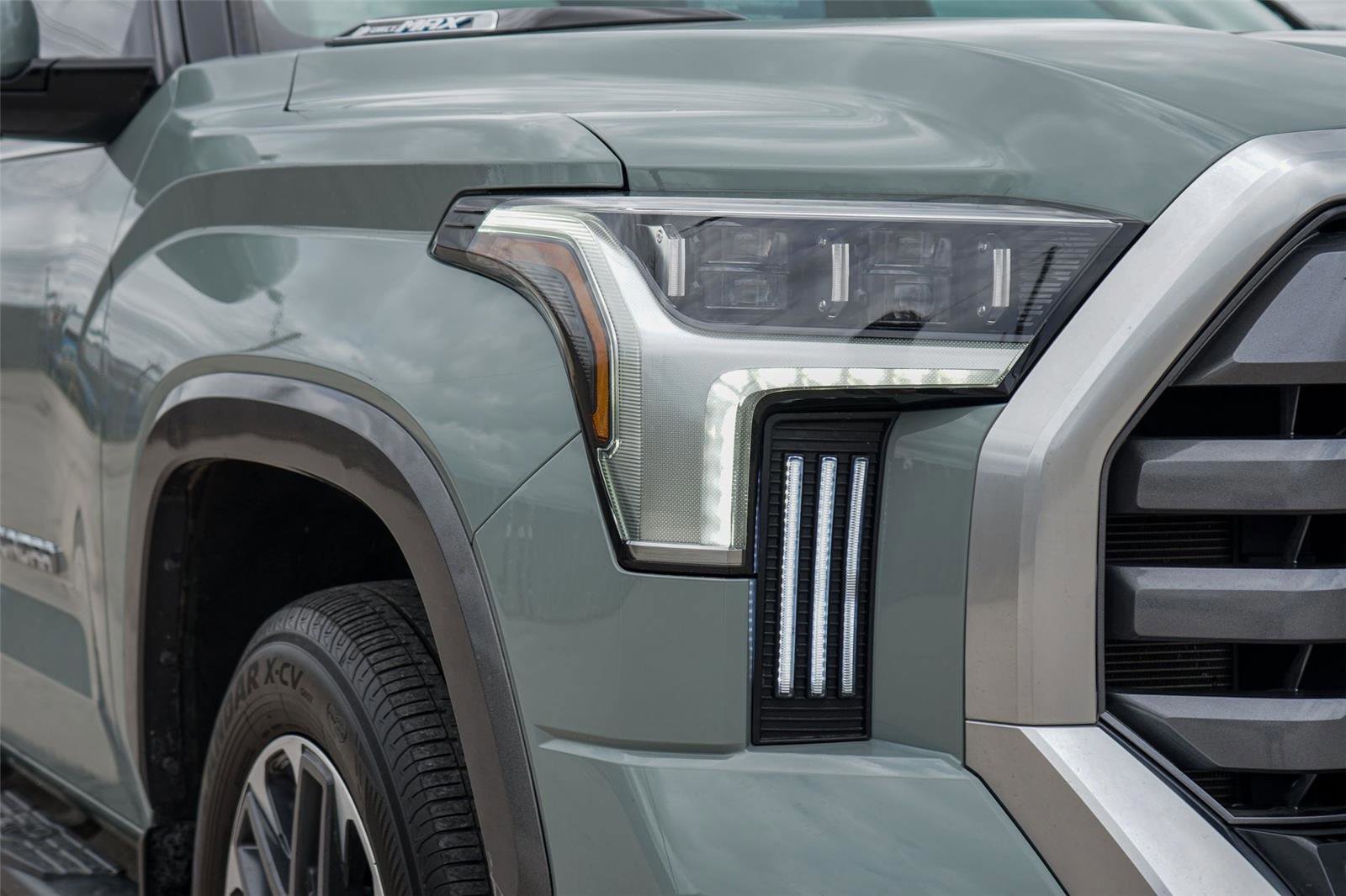 Used 2024 Toyota Tundra Limited image 8