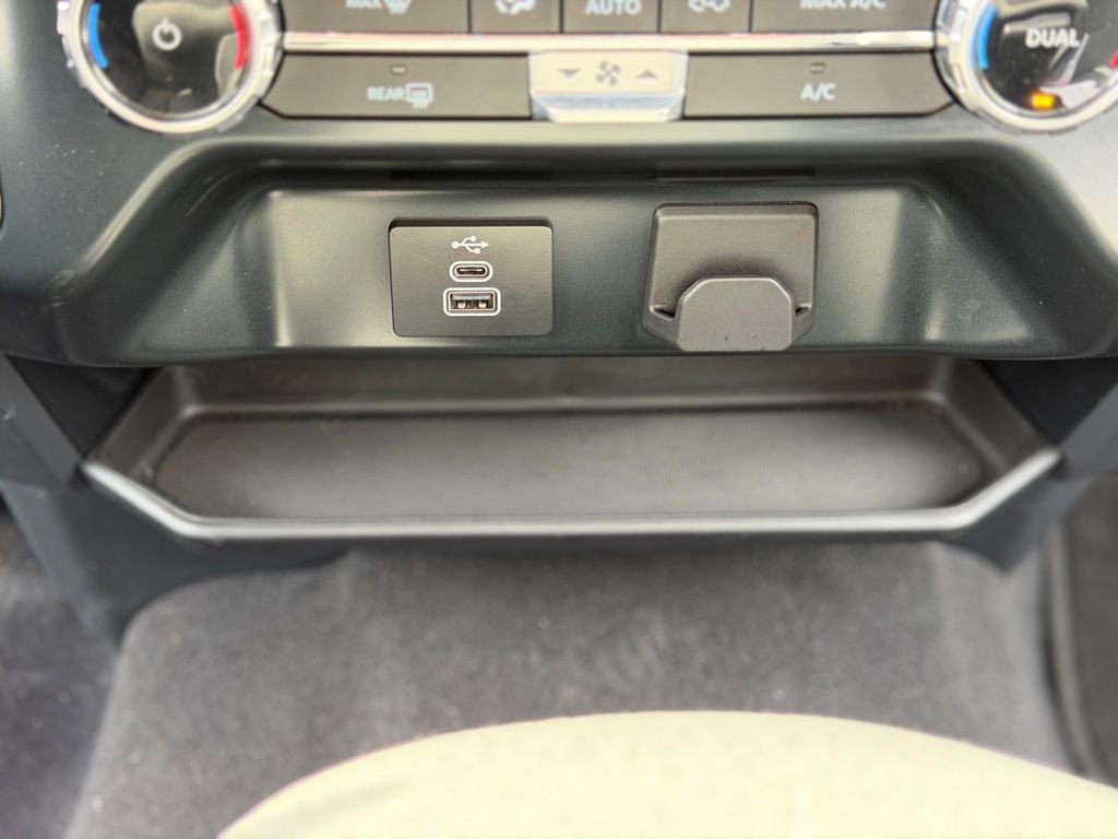 Certified 2025 Ford F150 XLT w/ Equipment Group 301A Standard AWD/4WD image 14