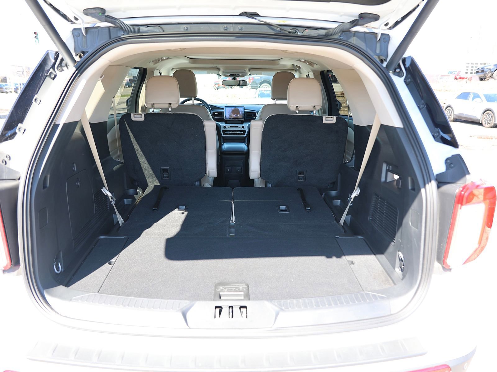 Certified 2023 Ford Explorer XLT w/ Equipment Group 202A image 13