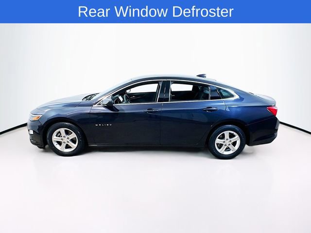 Used 2023 Chevrolet Malibu LT image 2