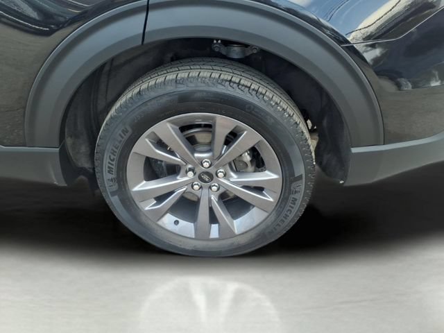 Certified 2024 Ford Explorer XLT w/ Equipment Group 202A AWD/4WD image 8