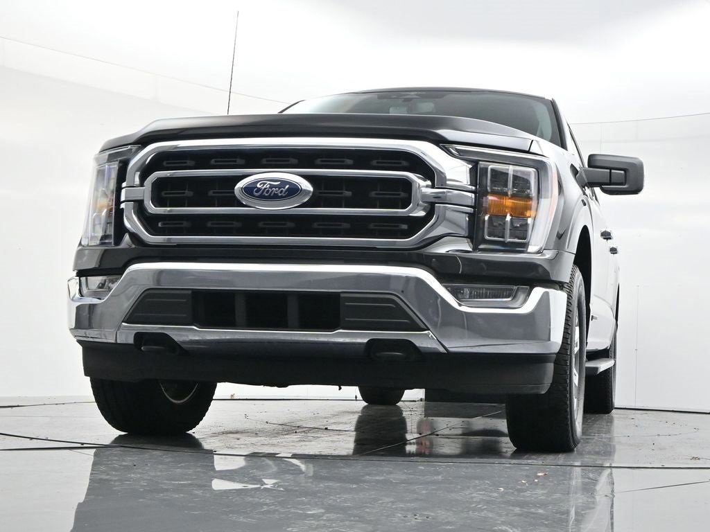 Certified 2023 Ford F150 XLT w/ Equipment Group 302A High image 5