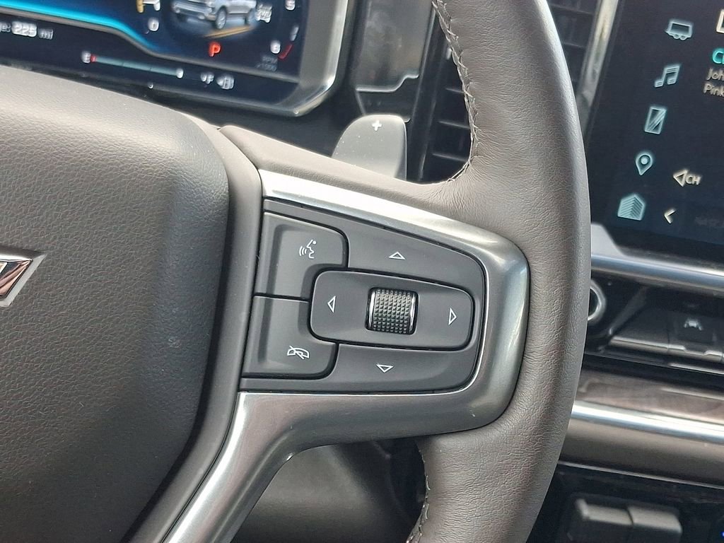 Used 2023 Chevrolet Silverado 1500 LTZ w/ LTZ Premium Package AWD/4WD image 27