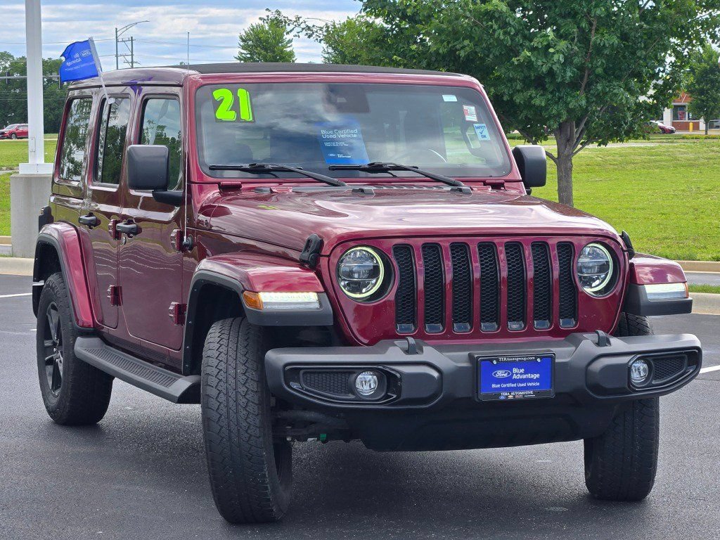 Used 2021 Jeep Wrangler Unlimited Sahara AWD/4WD image 4