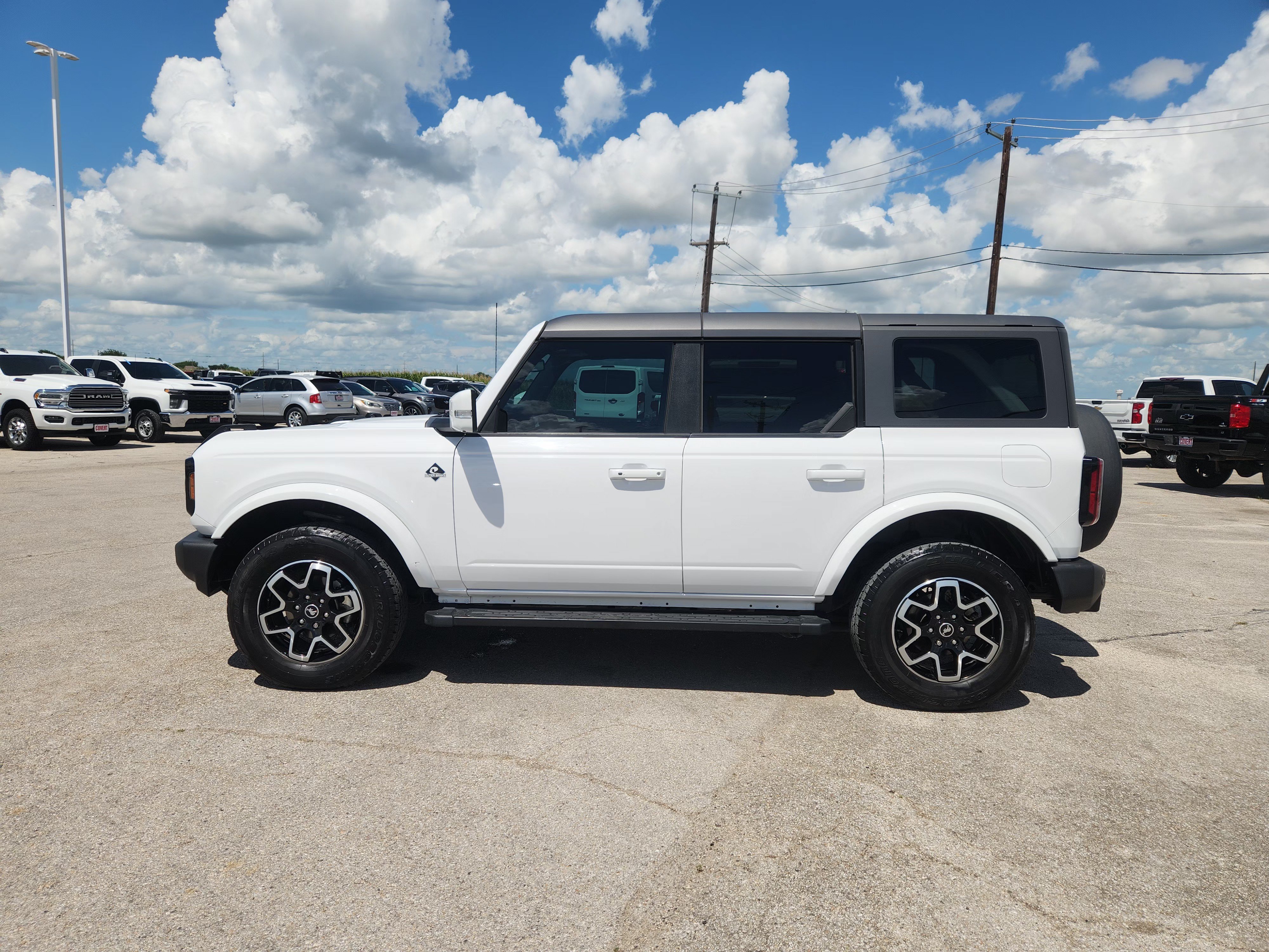Certified 2024 Ford Bronco Outer Banks AWD/4WD image 4