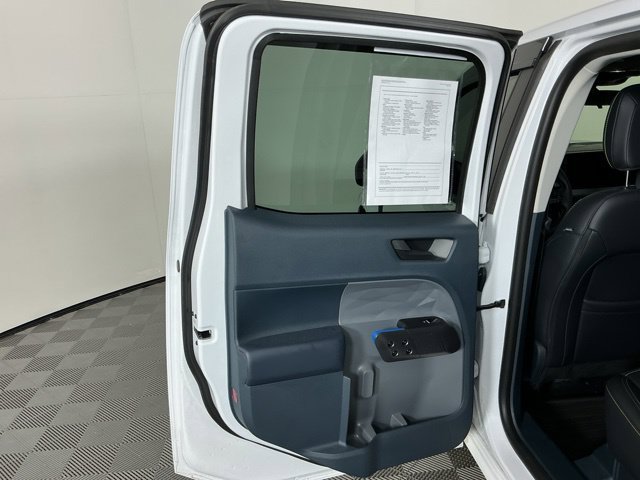 Certified 2025 Ford Maverick Lobo AWD/4WD image 28
