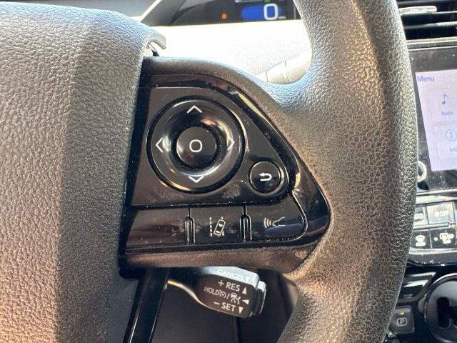 Used 2020 Toyota Prius L Eco FWD image 23