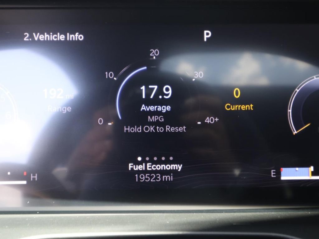 Used 2023 Jeep Grand Cherokee L Laredo RWD image 21