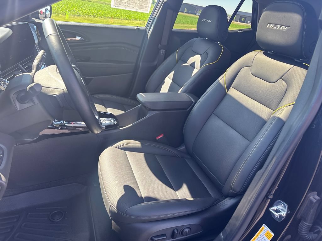 Used 2024 Chevrolet Trax ACTIV w/ Sunroof Package FWD image 10