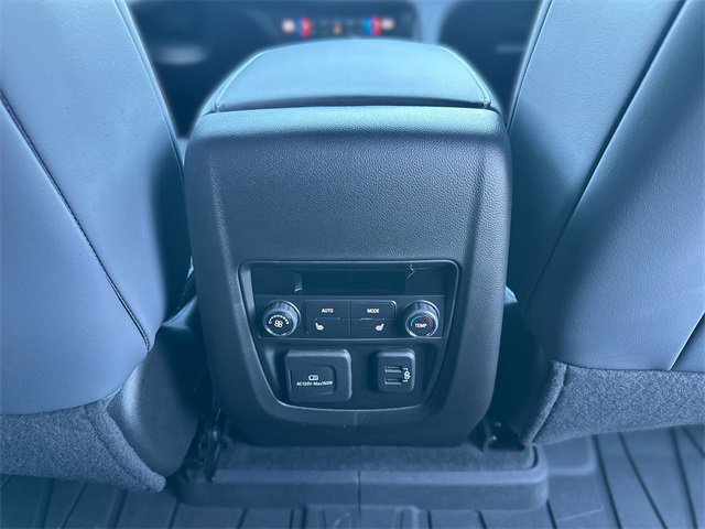 Used 2023 Buick Enclave Premium w/ Experience Buick Package image 25