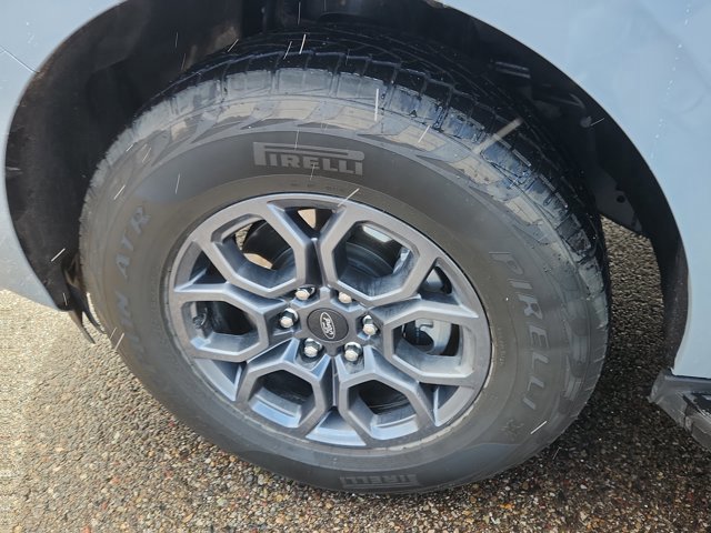 Certified 2025 Ford Expedition Active AWD/4WD image 21