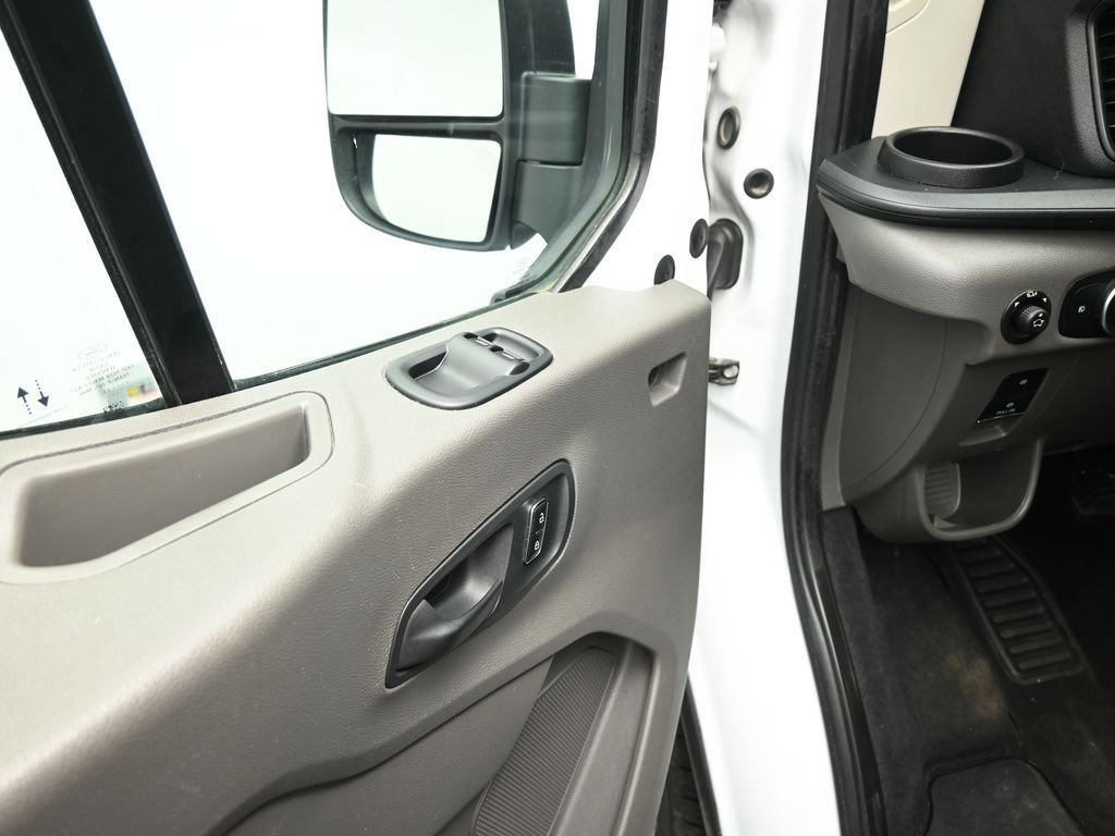 Certified 2023 Ford Transit 350 XLT image 37