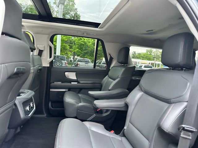 Certified 2025 Ford Expedition Active AWD/4WD image 41