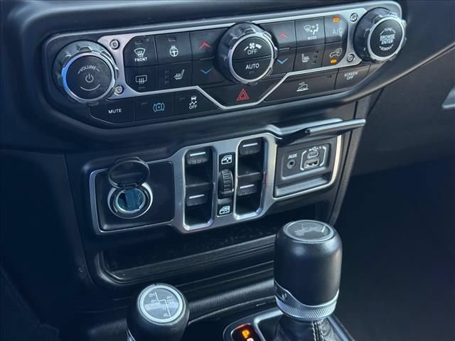 Used 2023 Jeep Wrangler Unlimited Sahara w/ Cold Weather Group AWD/4WD image 22