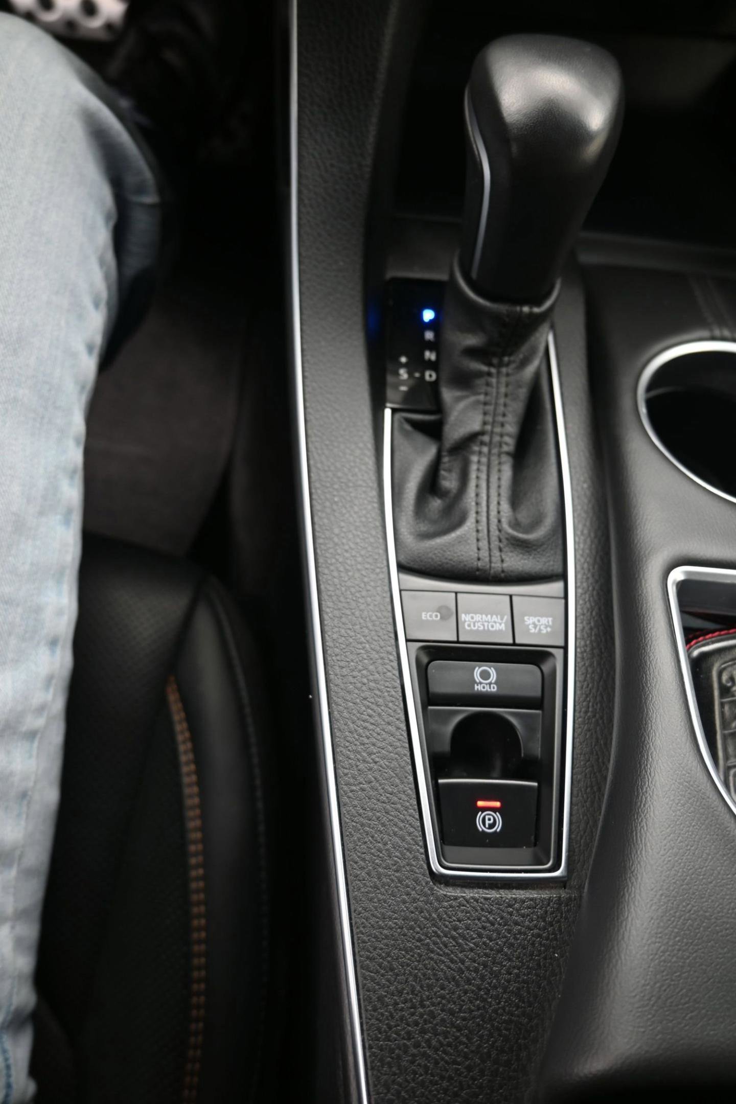 Used 2022 Toyota Avalon Touring image 47