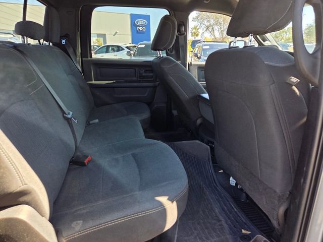 Used 2024 RAM 3500 Tradesman w/ Chrome Appearance Group image 28