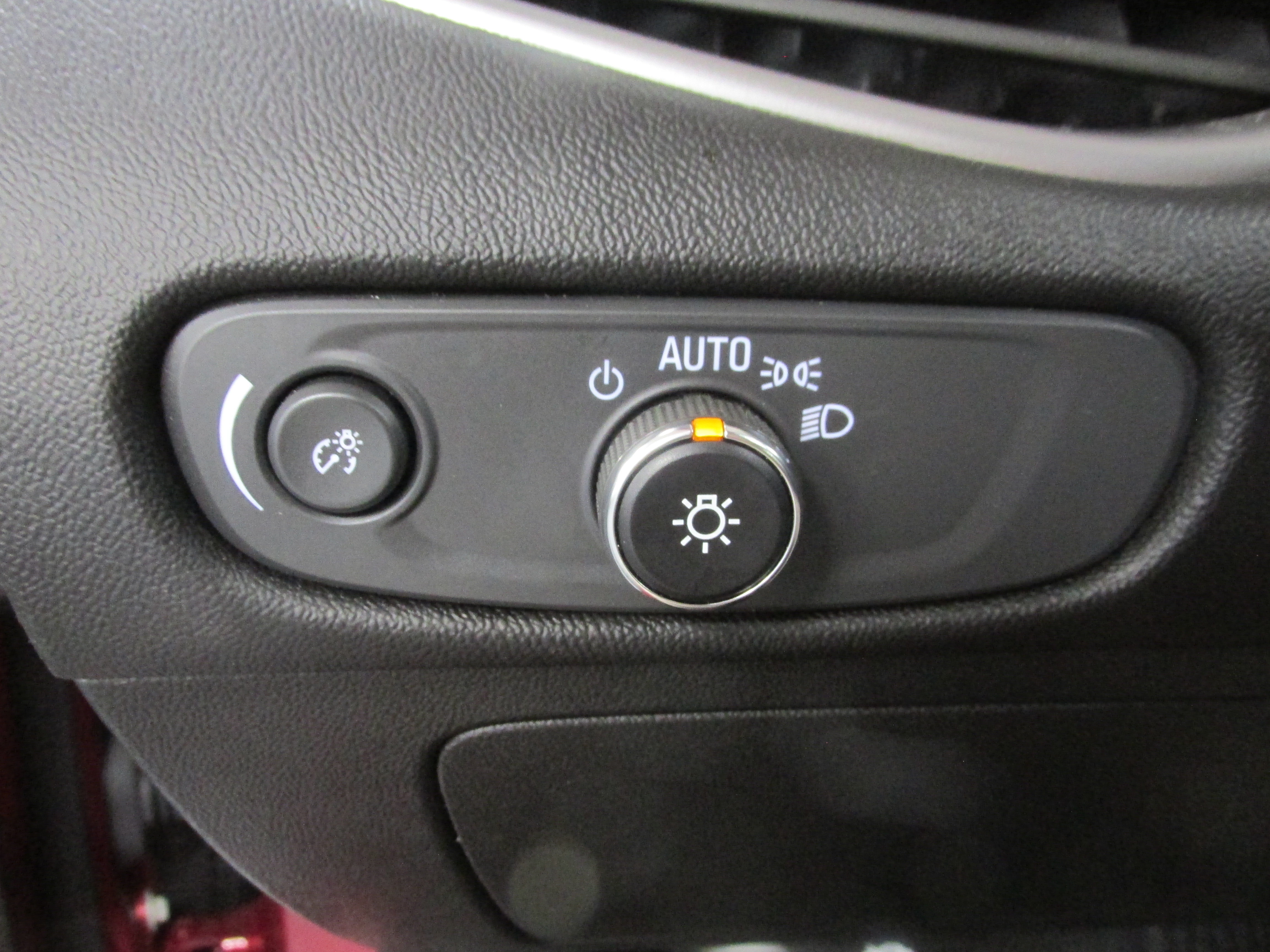 Used 2025 Chevrolet Malibu LT FWD image 29