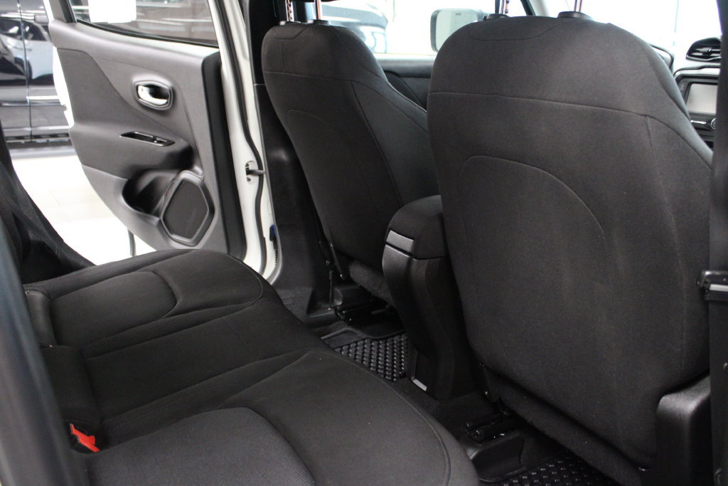 Used 2020 Jeep Renegade Sport AWD/4WD image 38