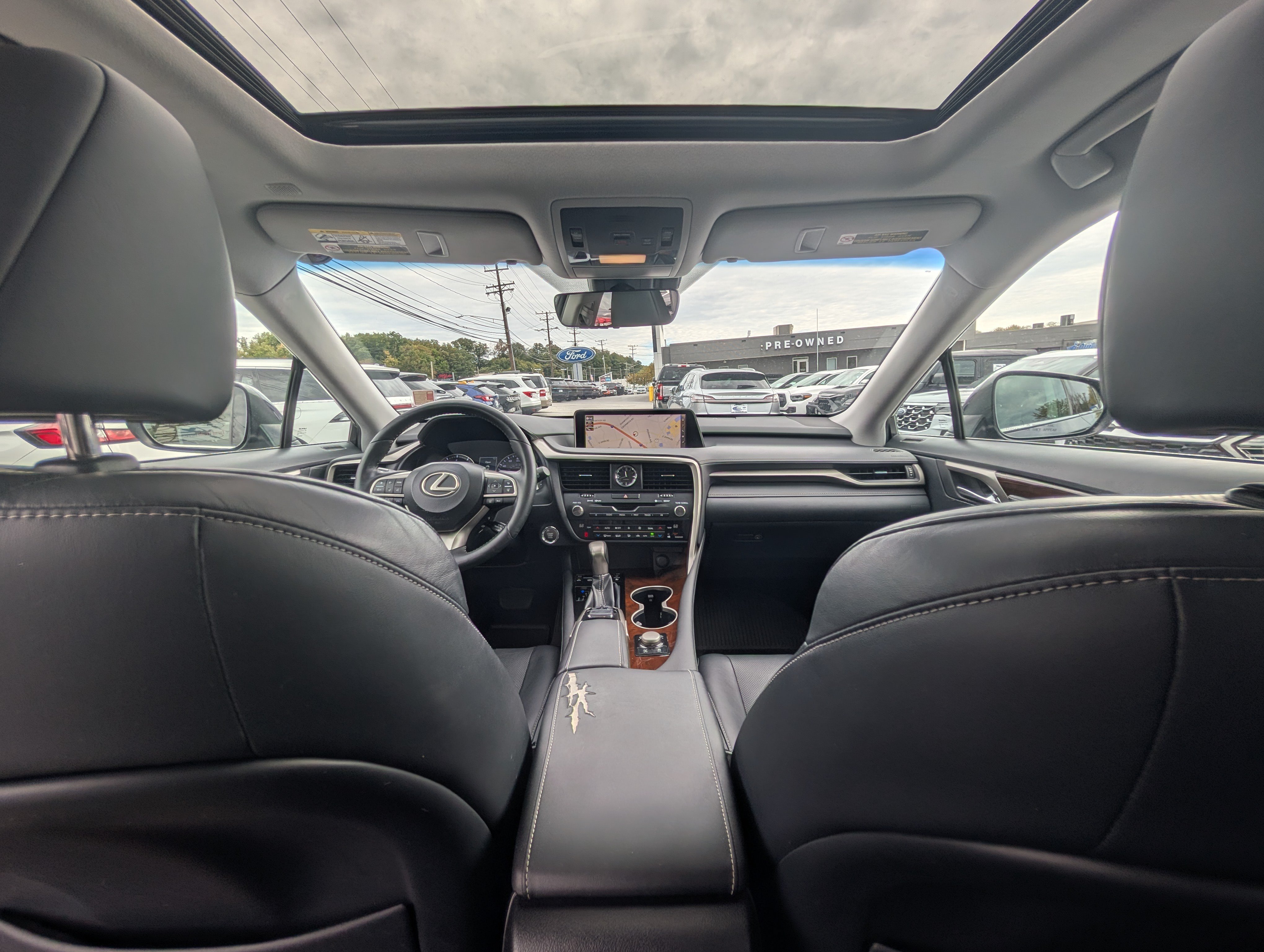 Used 2019 Lexus RX 350 AWD w/ Navigation Package image 18