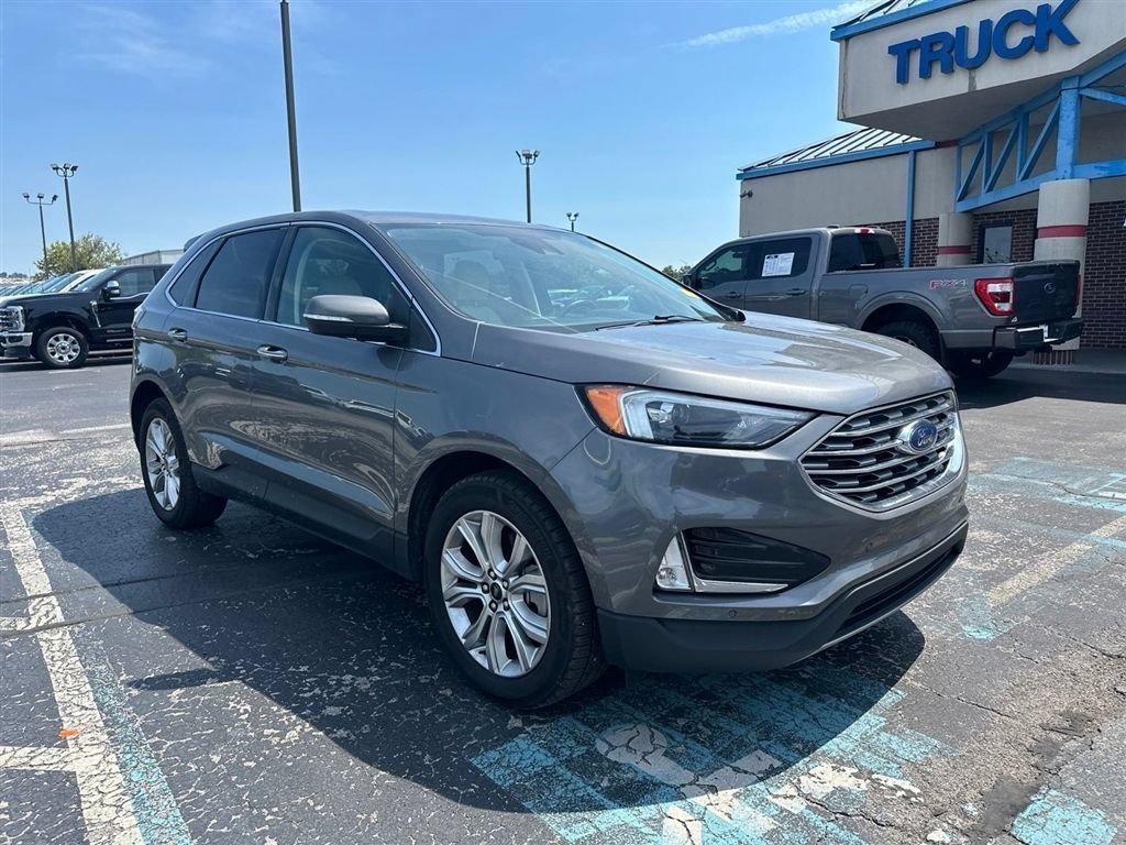 Certified 2023 Ford Edge Titanium w/ Cargo Accessory Package AWD/4WD image 4