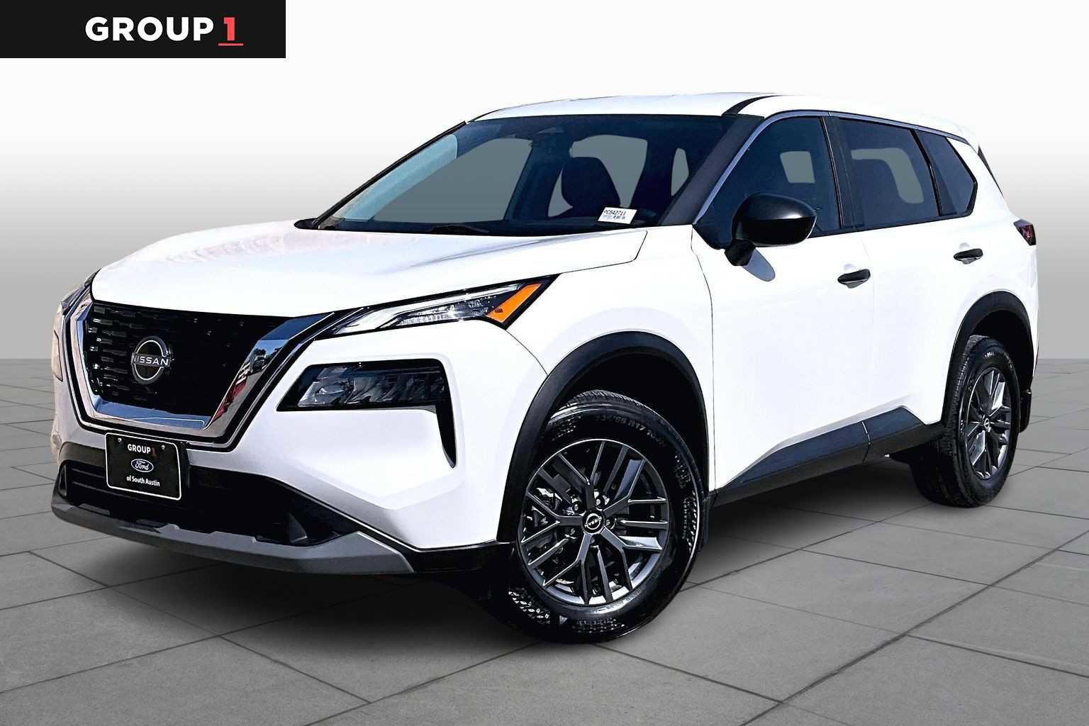 Used 2023 Nissan Rogue S image 5