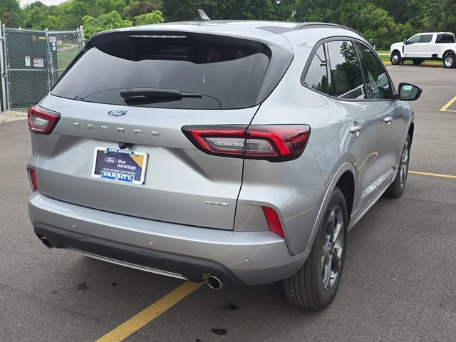 Certified 2024 Ford Escape ST-Line w/ Tech Pack #1 AWD/4WD image 4