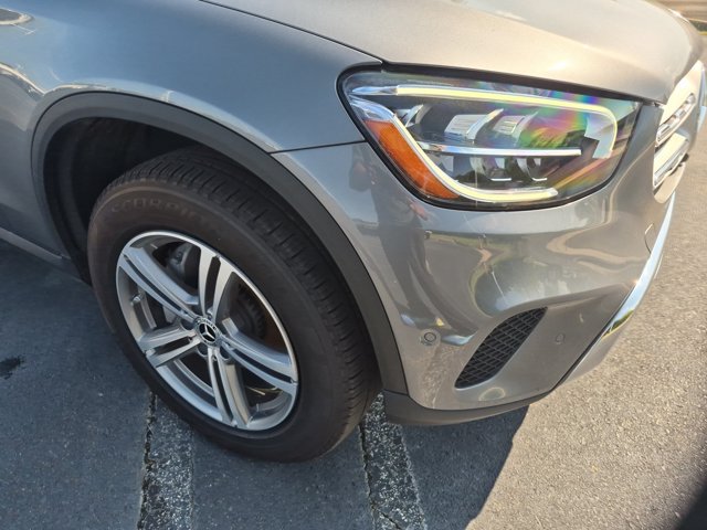 Used 2022 Mercedes-Benz GLC 300 4MATIC w/ Premium Package Lite image 10