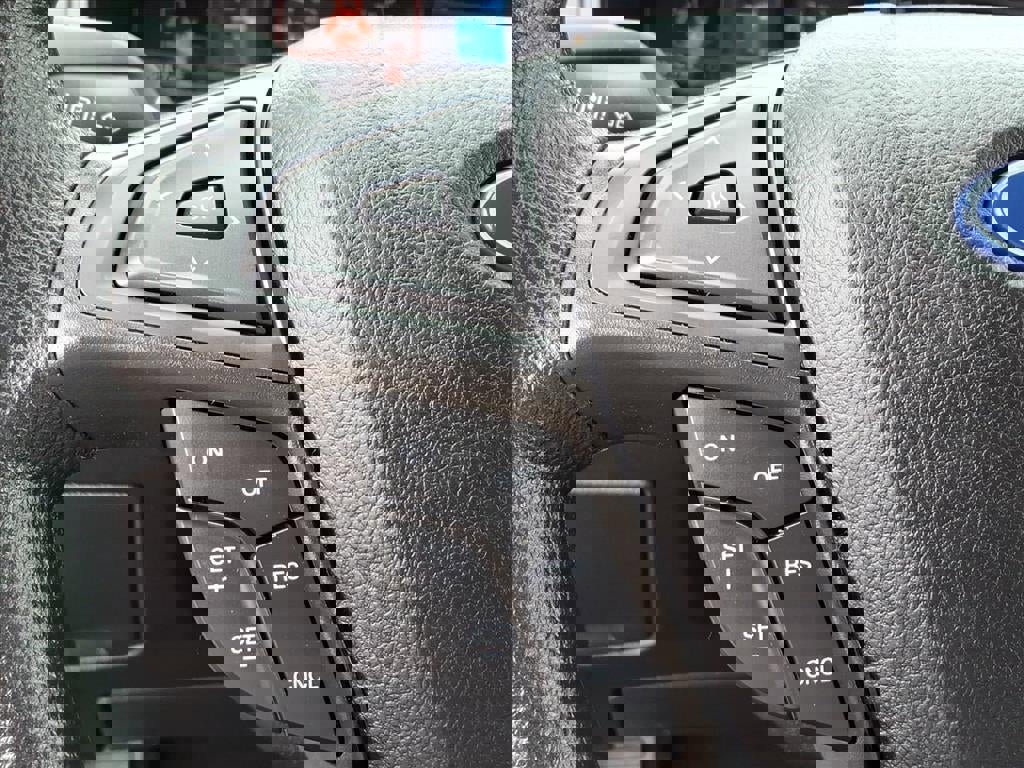 Certified 2022 Ford Edge SE w/ Black Appearance Package image 24