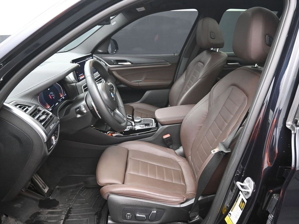 Used 2024 BMW X3 sDrive30i w/ Premium Package image 23