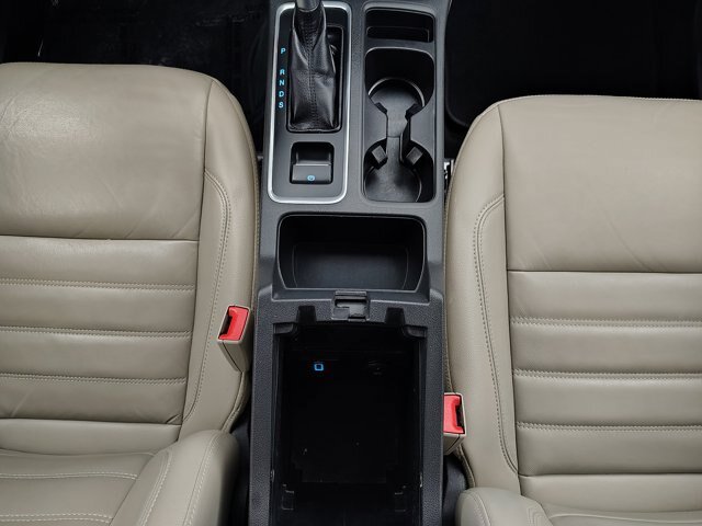 Certified 2017 Ford Escape Titanium FWD image 36